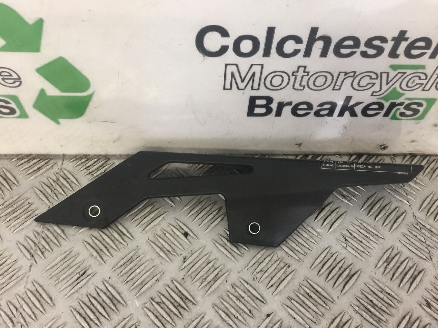 KAWASAKI NINJA 650 EX650 K CHAIN GUARD YEAR 2017-2019 (STOCK 356)