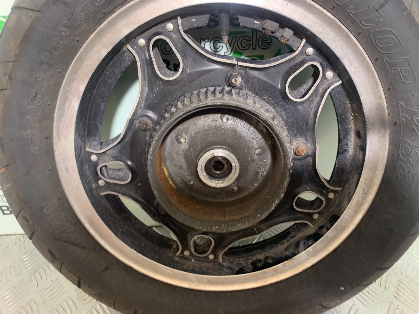 HONDA GL500 GL 500 SILVERWING REAR WHEEL YEAR 1981-82 (CMB1168)