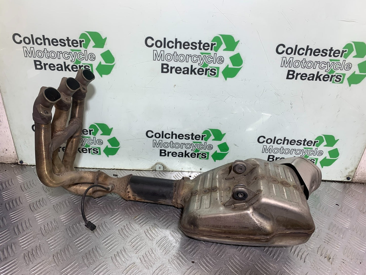 TRIUMPH TRIDENT 660 EXHAUST    YEAR 2021-2024 (CMB1295)