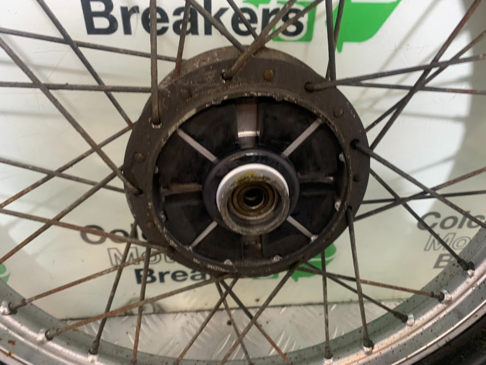 SUZUKI GP100 GP 100 REAR WHEEL  YEAR 1978-1988 (CMB1259)