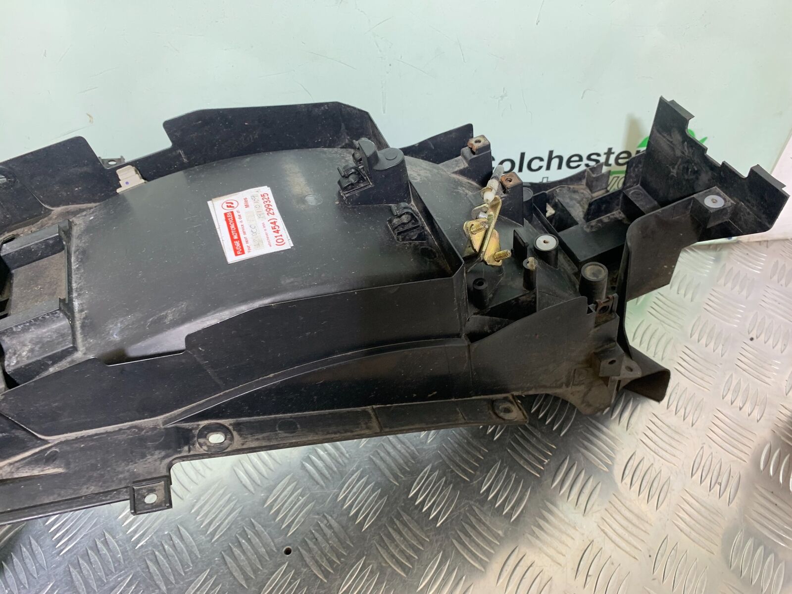 YAMAHA FJR1300 FJR 1300 REAR MUDGUARD YEAR 2001-05 (CMB1005)