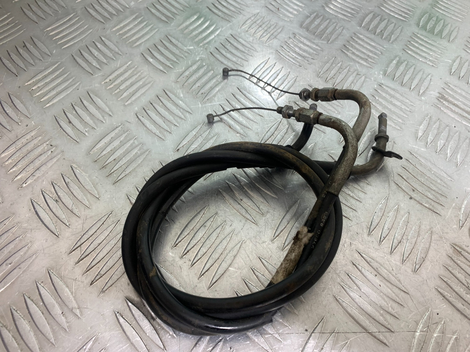 SUZUKI GSF1200  GSF 1200 BANDIT THROTTLE CABLES  YEAR 1997-2000 (CMB1149)