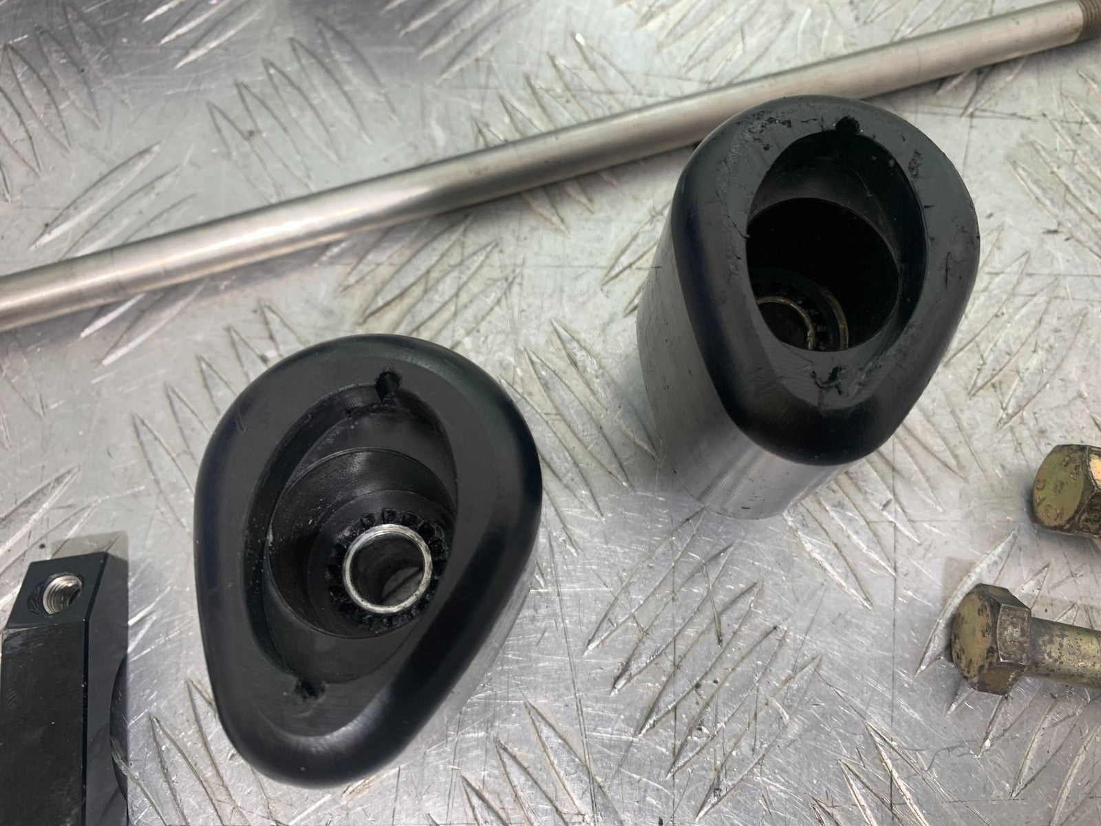 DUCATI 1198 S CRASH PROTECTORS   YEAR 2009-2011 (CMB1219)