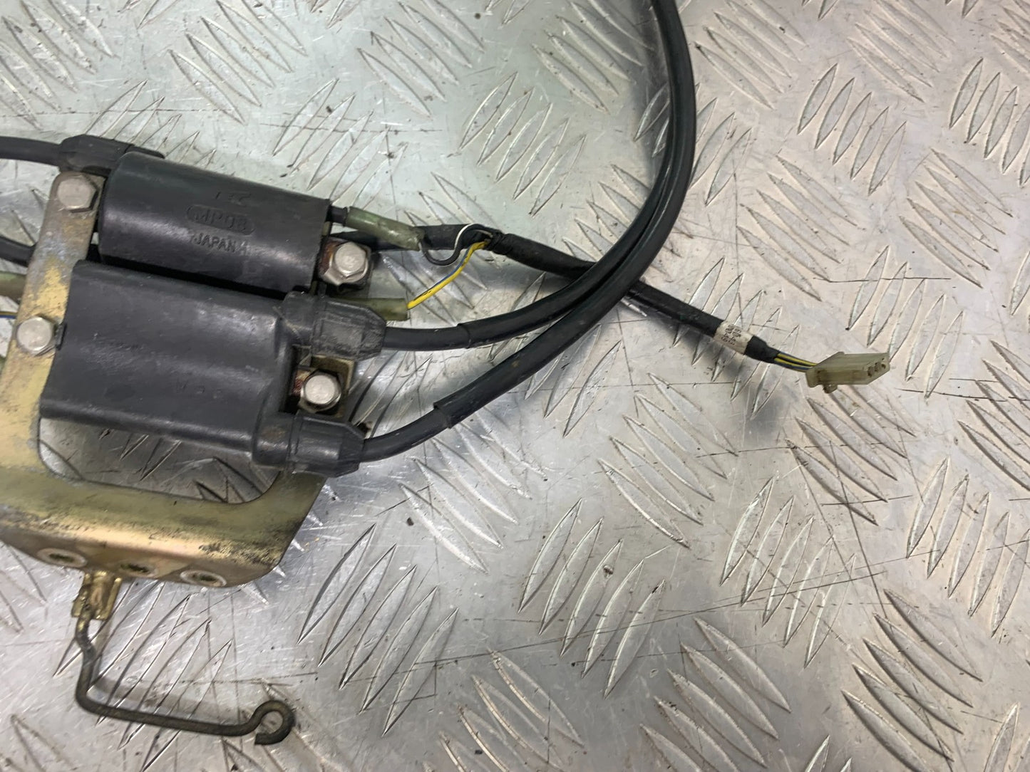 HONDA ST1100 PAN EUROPEAN COILS AND CAPS  YEAR 1993-2001 (CMB1195)