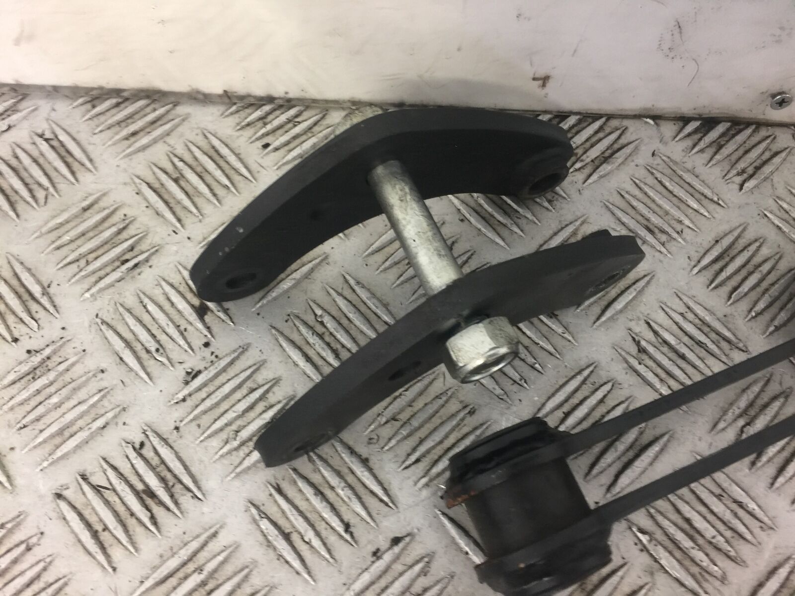 KAWASAKI NINJA 650 EX650 K REAR SHOCK LINKAGE YEAR 2017-2019 (STOCK 356)