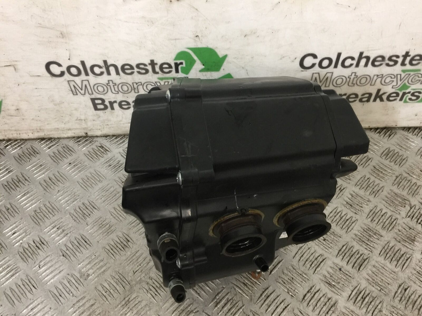YAMAHA MT03 AIRBOX   YEAR 2018  (STOCK 801)
