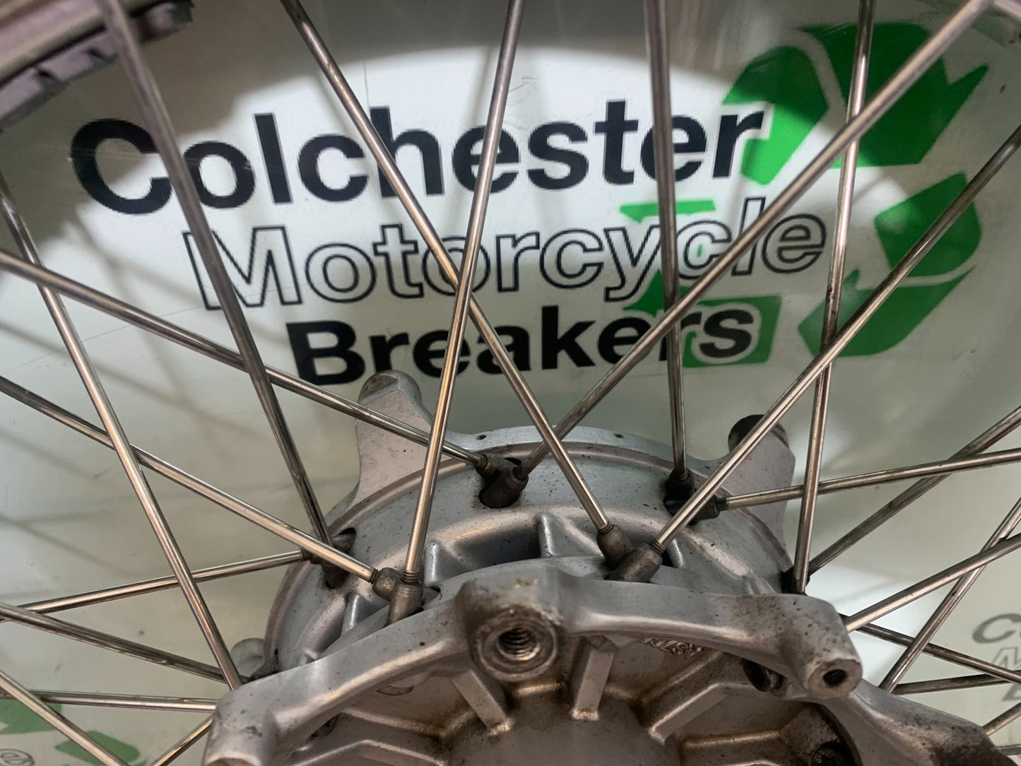 BMW R850 R R850R FRONT WHEEL  (NEW TYRE) YEAR 1994-2002 (CMB1170)