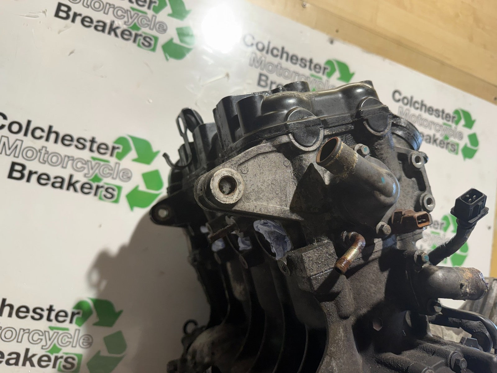 TRIUMPH 955i DAYTONA ENGINE YEAR 2002-2006 (CMB1229)