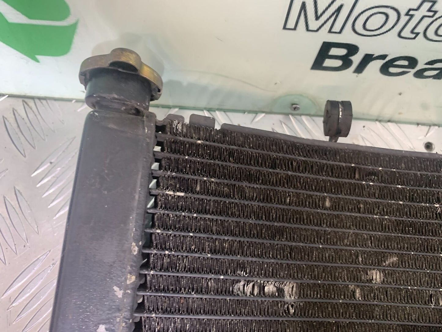 HONDA CBR 929 RRY FIREBLADE RADIATOR  YEAR 2000-01 (CMB1026)