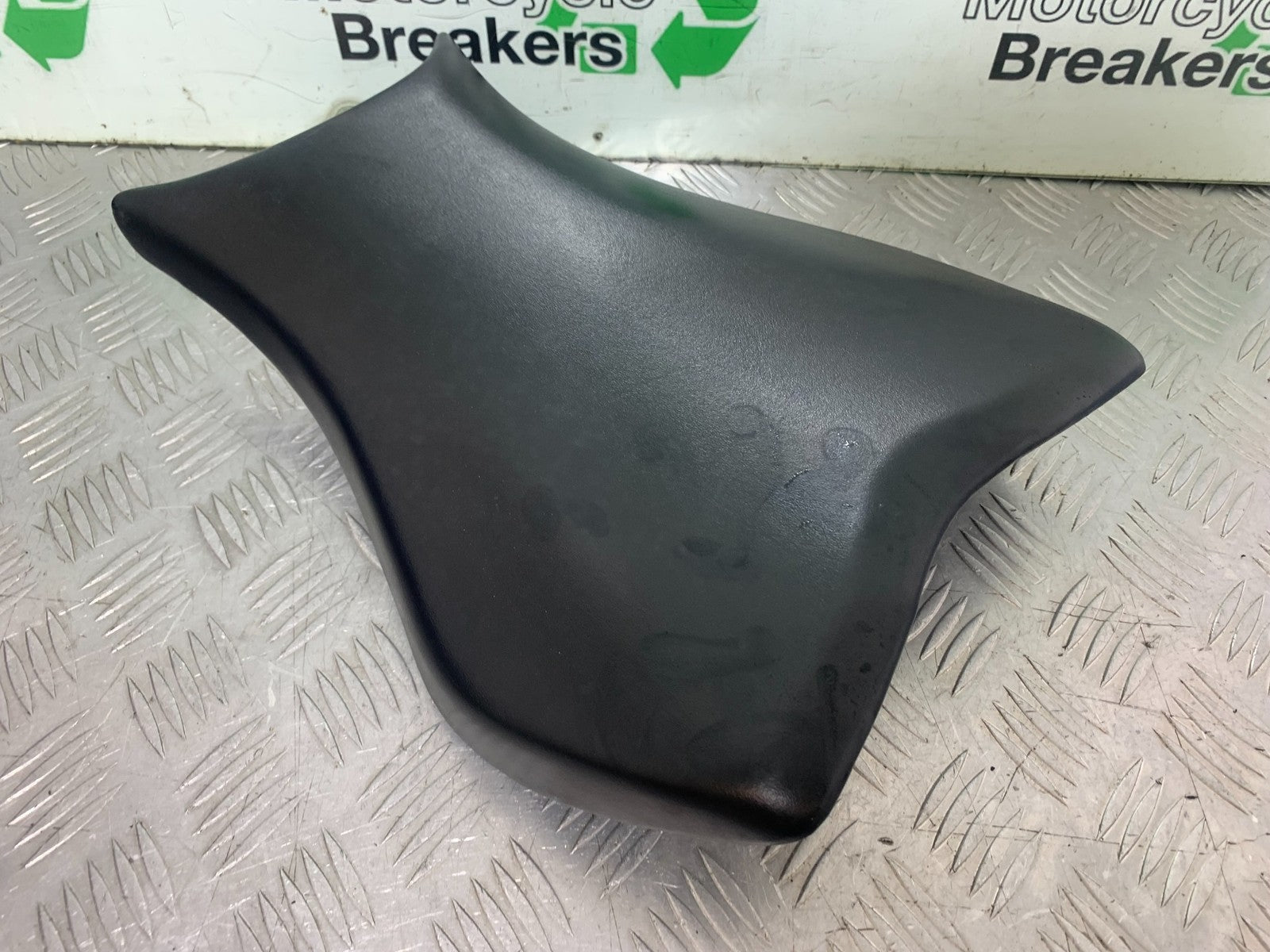 HONDA CBR1000 rr FIREBLADE FRONT SEAT  YEAR 2012-2016 (CMB1198)