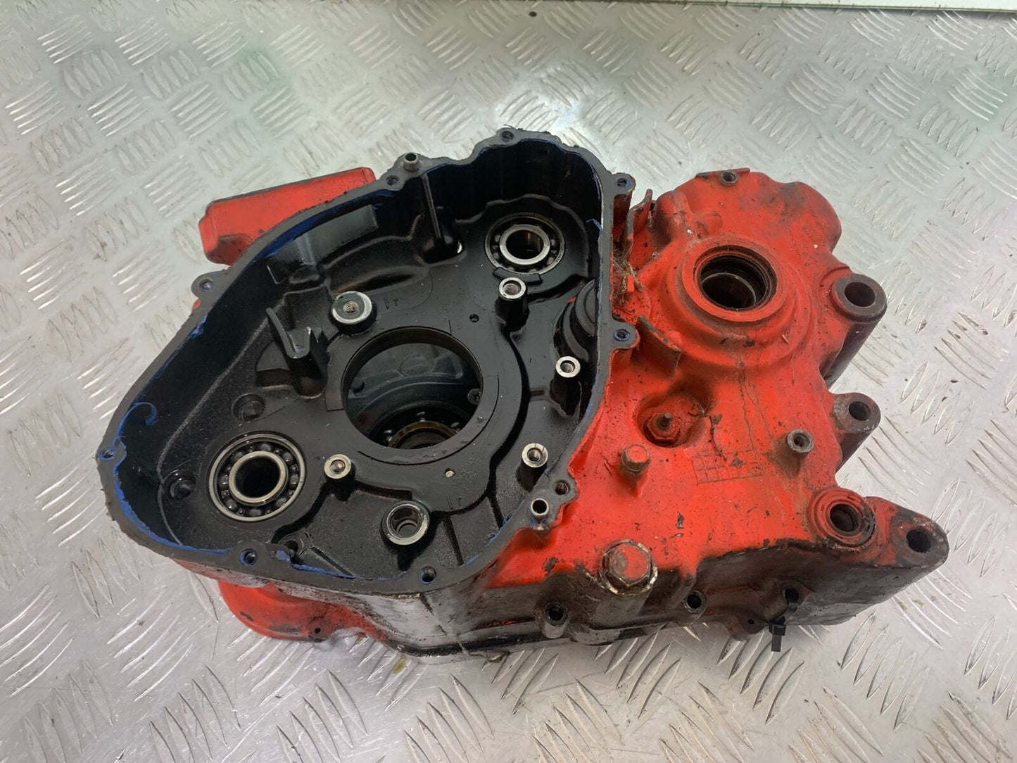 KAWASAKI KLR600 KLR 600 CRANK CASINGS  YEAR 1993-1995