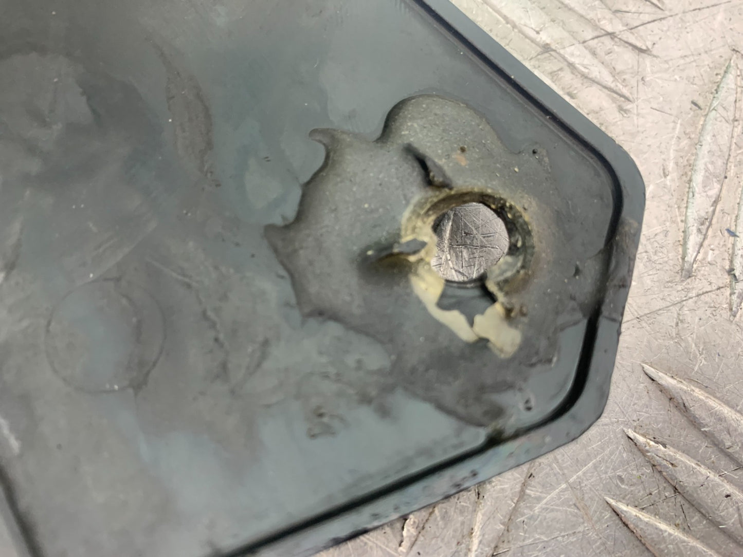 ROYAL ENFIELD HIMALAYAN 411 RIGHT SEAT PANEL YEAR 2018-2023 (CMB1322)