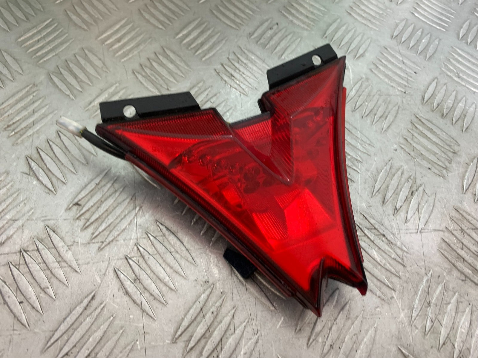 APRILIA TUONO 1000 V4 REAR LIGHT  YEAR 2013-2014  (CMB1239)
