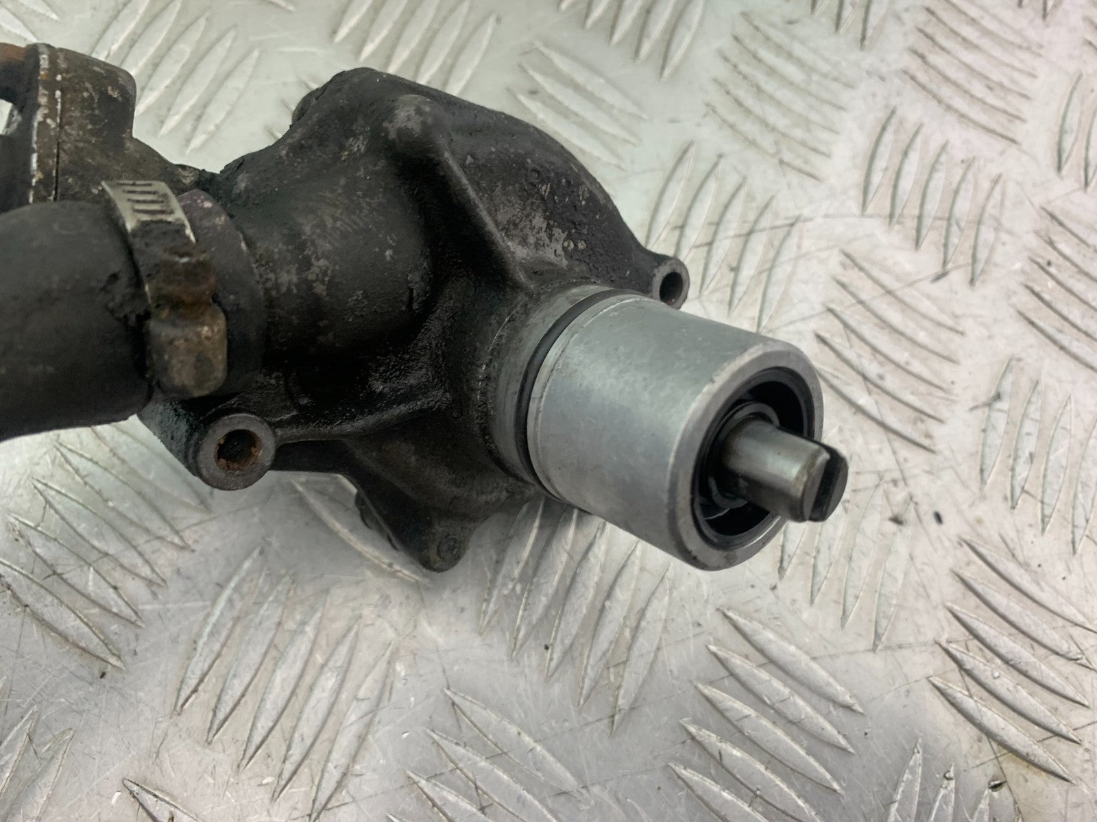 HONDA NTV 600 REVERE WATER PUMP  YEAR 1988-1996  (CMB1281)