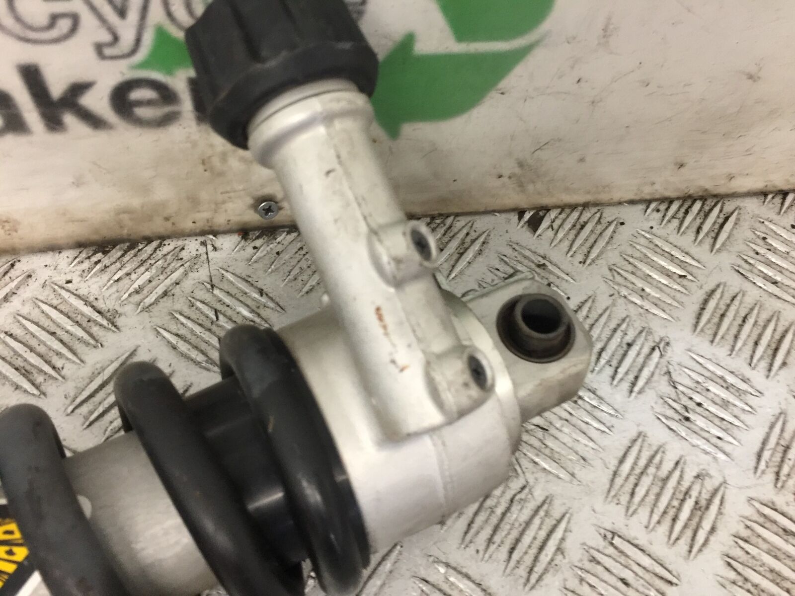 YAMAHA XT1200 Z SUPER TENERE REAR SHOCK YEAR  2010-2021 (STOCK 894)