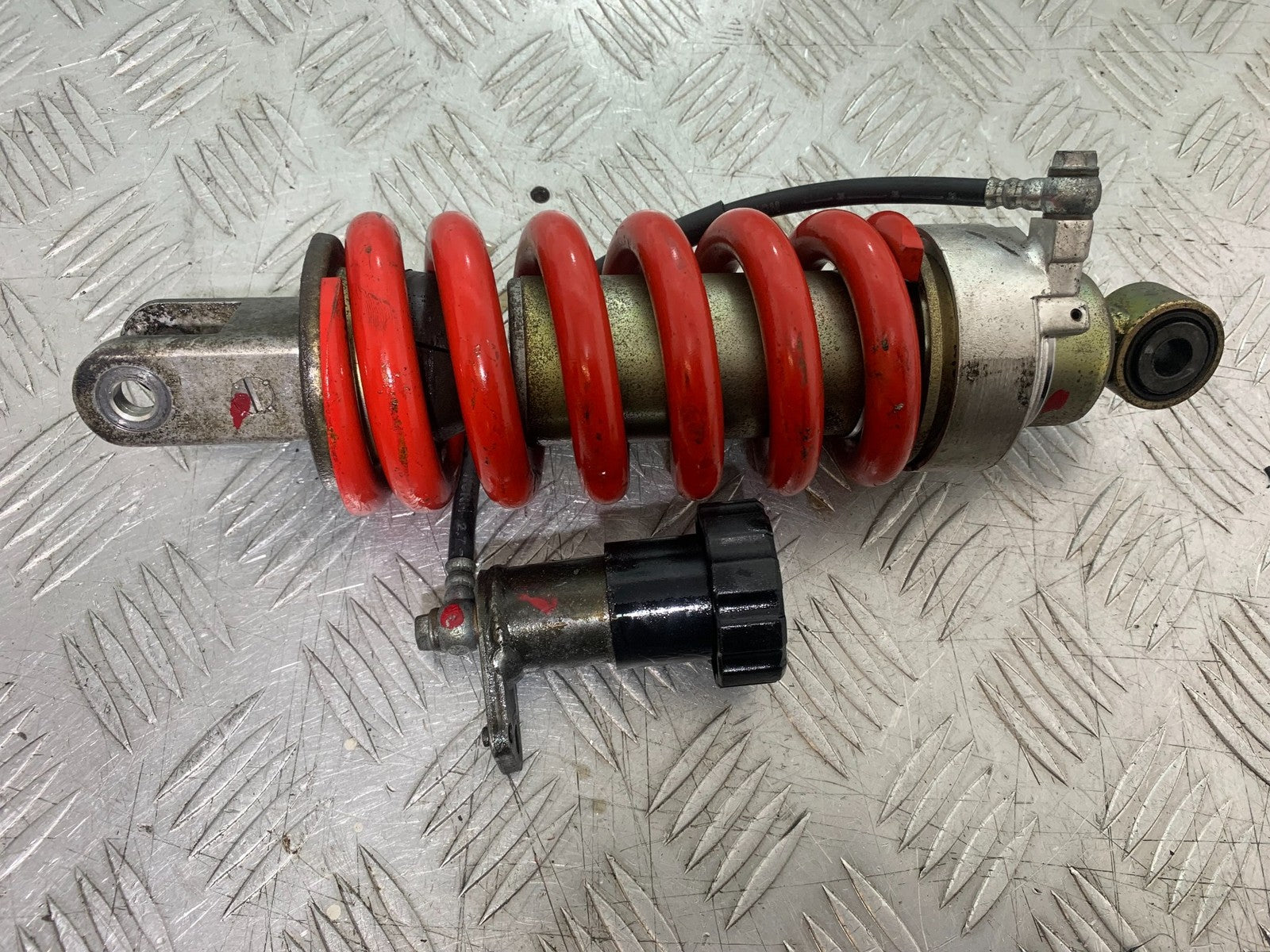 HONDA NTV 600 REVERE REAR SHOCK YEAR 1988-1996  (CMB1281)