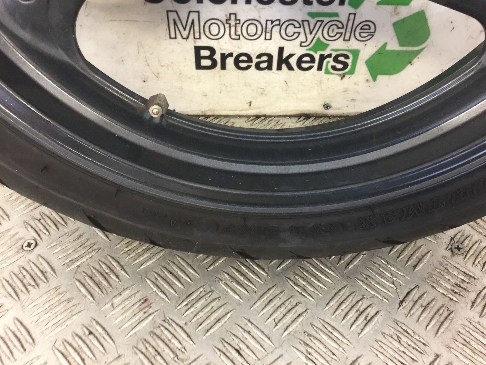 MOTO GUZZI SPORT 4V FRONT WHEEL (GOOD TYRE) YEAR 2009 (STOCK 469)