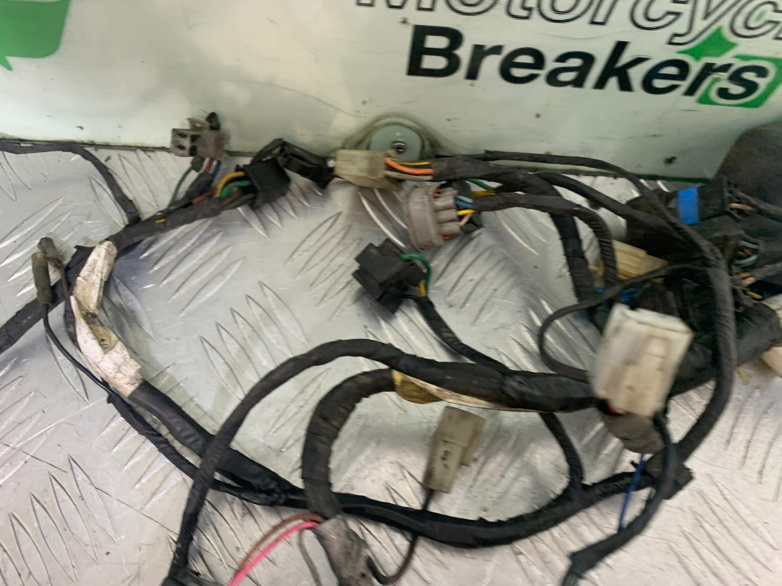 YAMAHA YZF1000 THUNDERACE WIRING LOOM YEAR 1997-2000 (CMB1204)