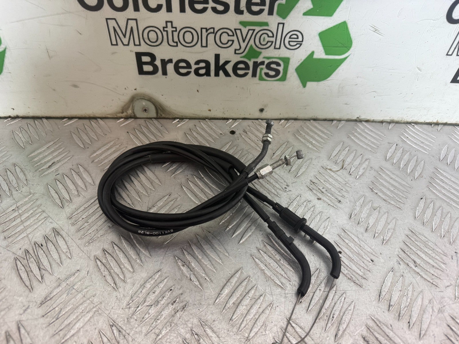 YAMAHA XT660 OEM THROTTLE CABLES LINES YEAR 2004-2016 CMB1318