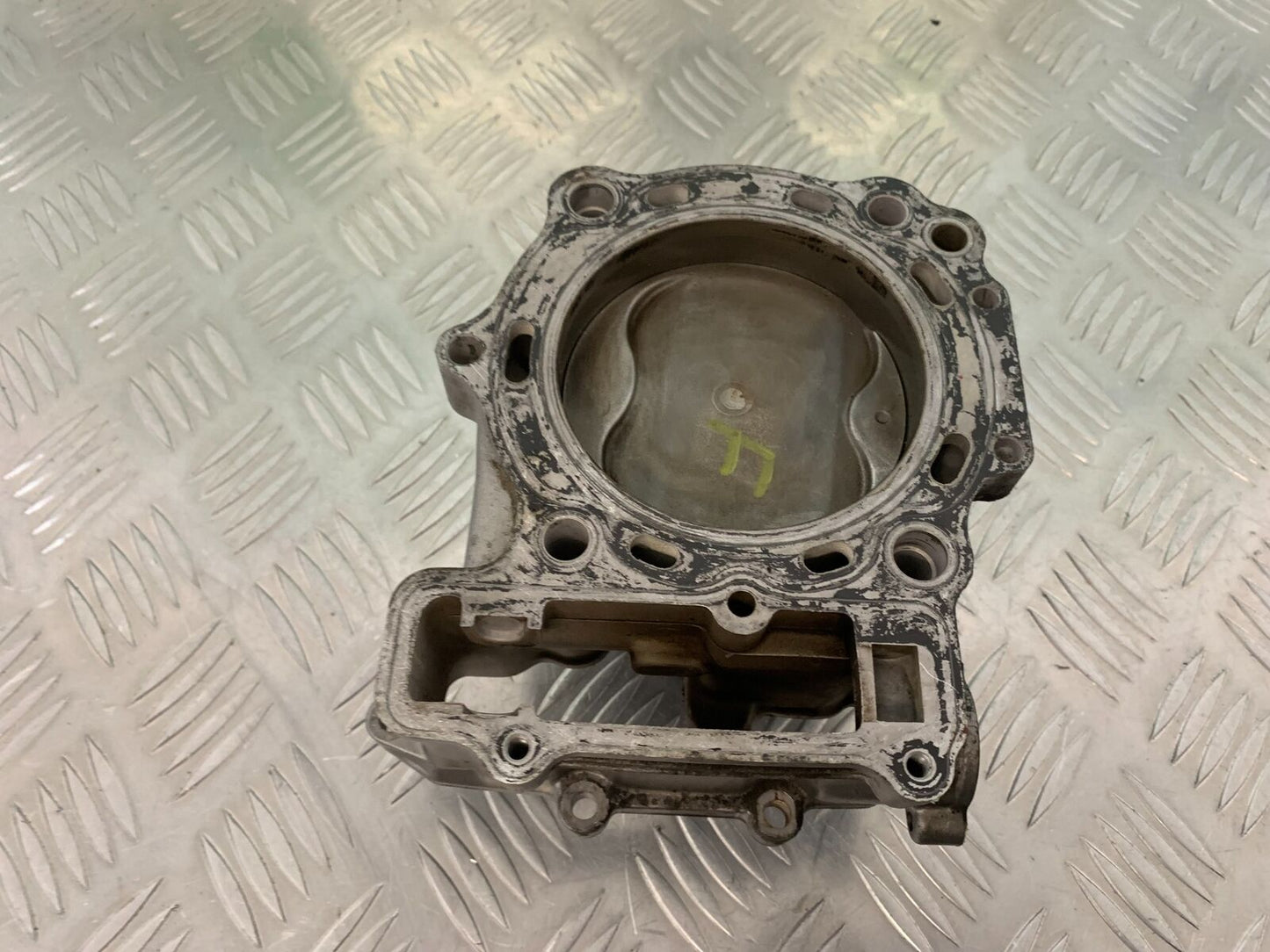 SUZUKI SV1000 SV 1000 K4 FRONT BARREL AND PISTON  YEAR 2004 (STOCK 990)