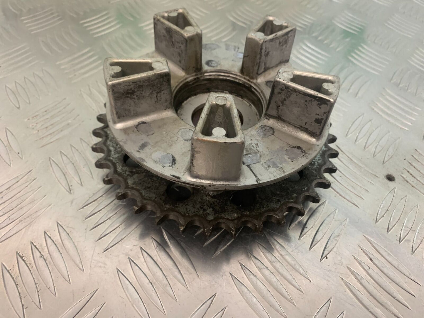 HONDA CB350 S CB 350 S SPROCKET CARRIER YEAR 1986-1990 (STOCK 948)