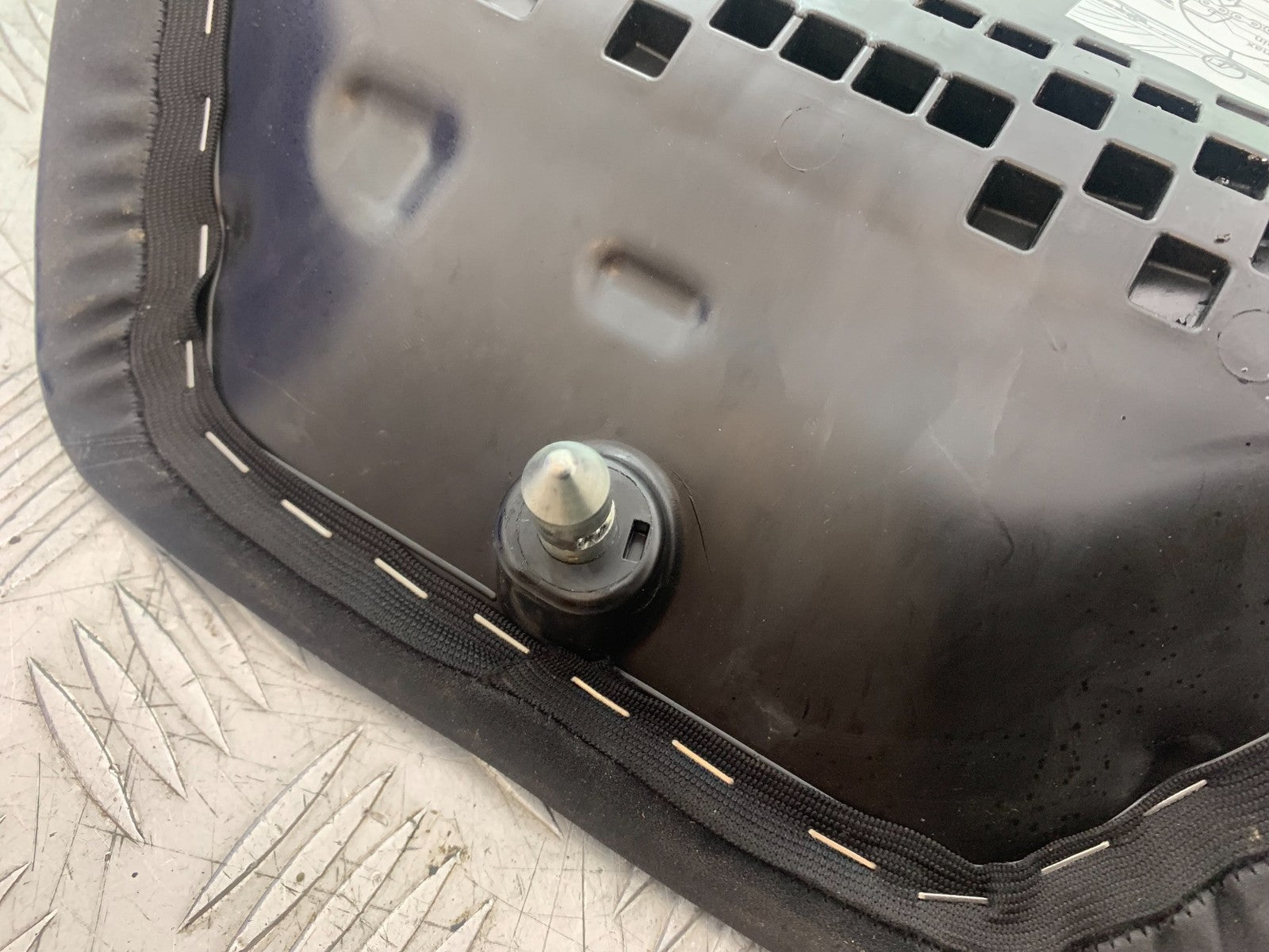 KTM 1290 SUPER DUKE R FRONT SEAT  YEAR 2020-2024 (CMB1272)