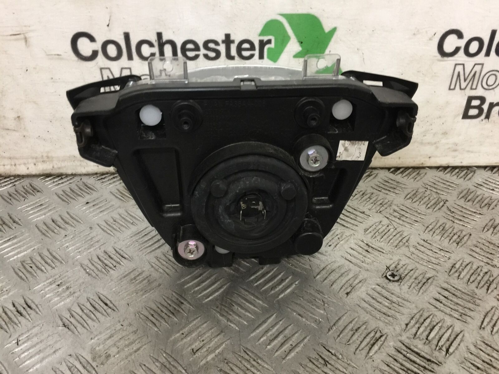 YAMAHA MT03 HEADLIGHT  YEAR 2018  (STOCK 801)