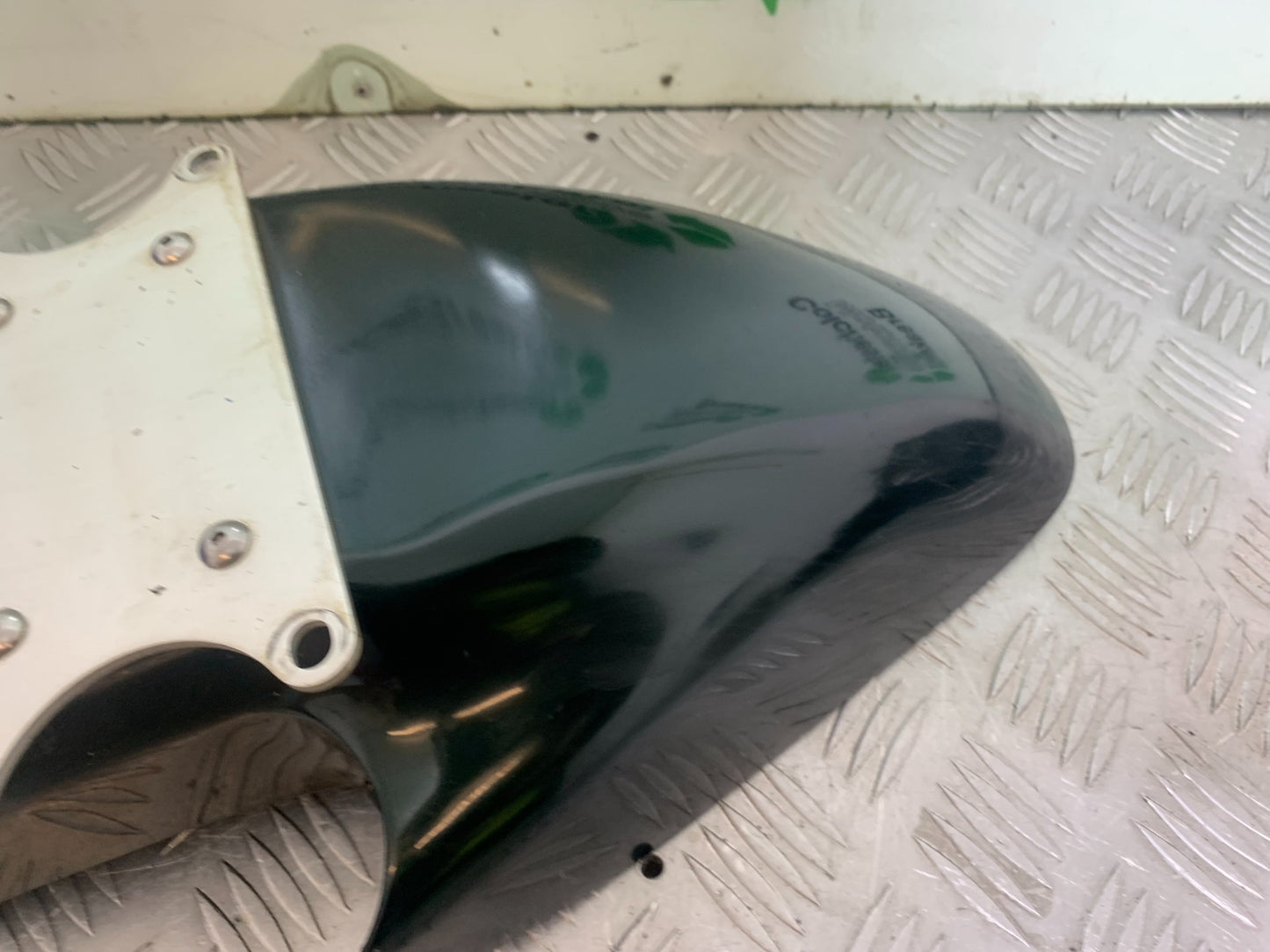 SUZUKI GSF1200  GSF 1200 BANDIT FRONT MUDGUARD  YEAR 1997-2000 (CMB1149)