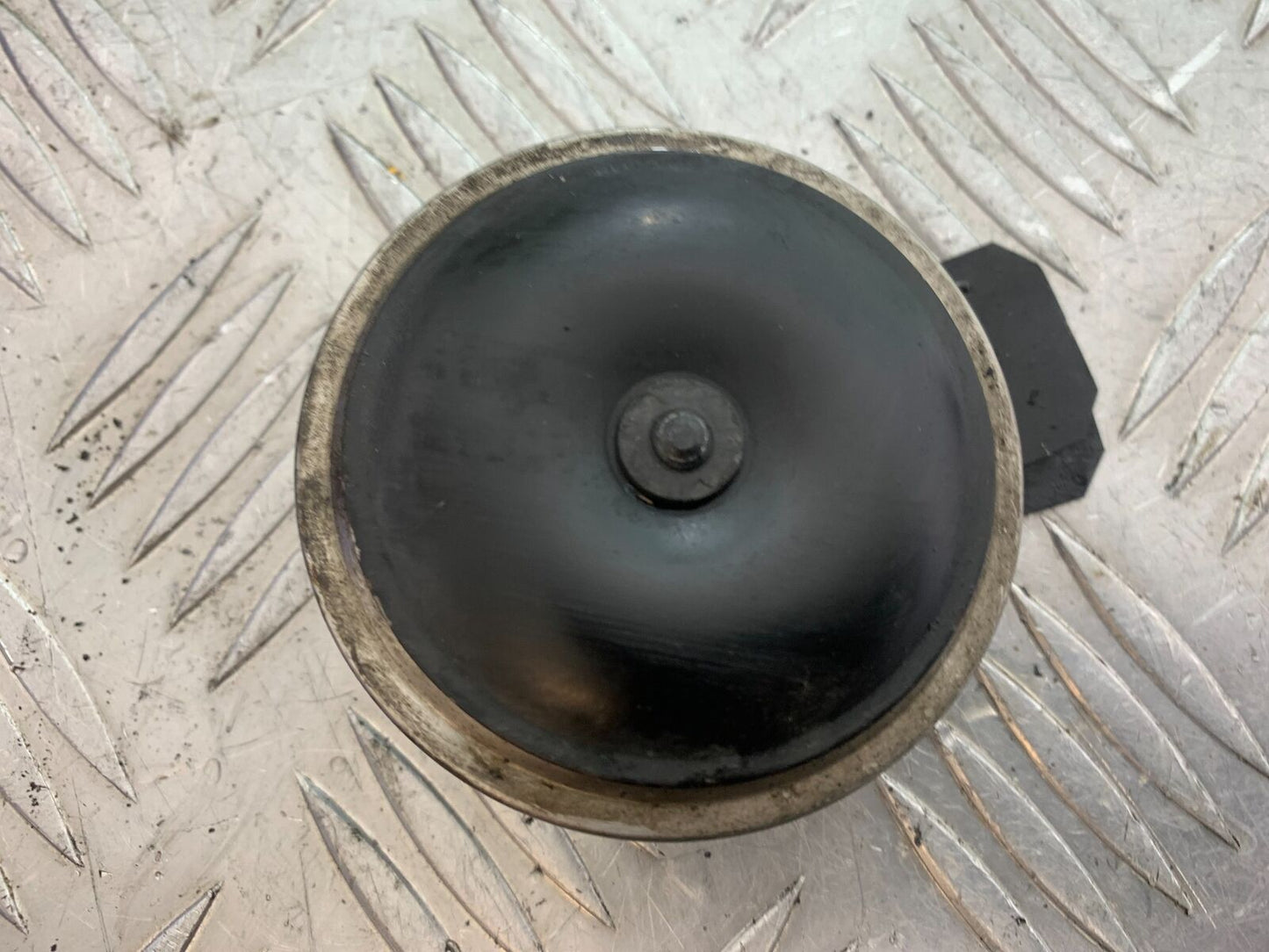 KAWASAKI Z650 ER650 KNFAN HORN   YEAR 2022-2024 (CMB1112)
