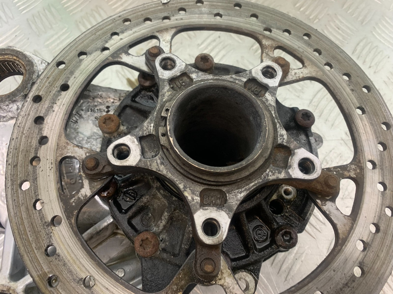 BMW R1200 R 1200 GS REAR DIFF AND DISC   YEAR 2013-2016 (CMB1257)