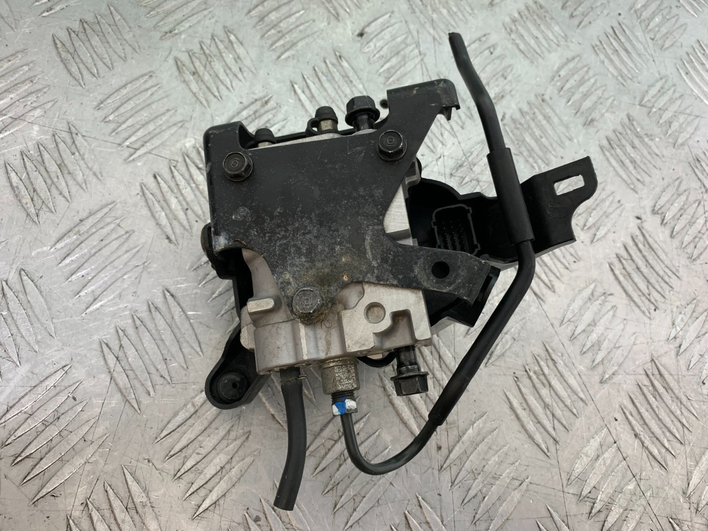 HONDA CBR1000 RR FRONT ABS VALVE YEAR  2008-2011 (CMB1330)