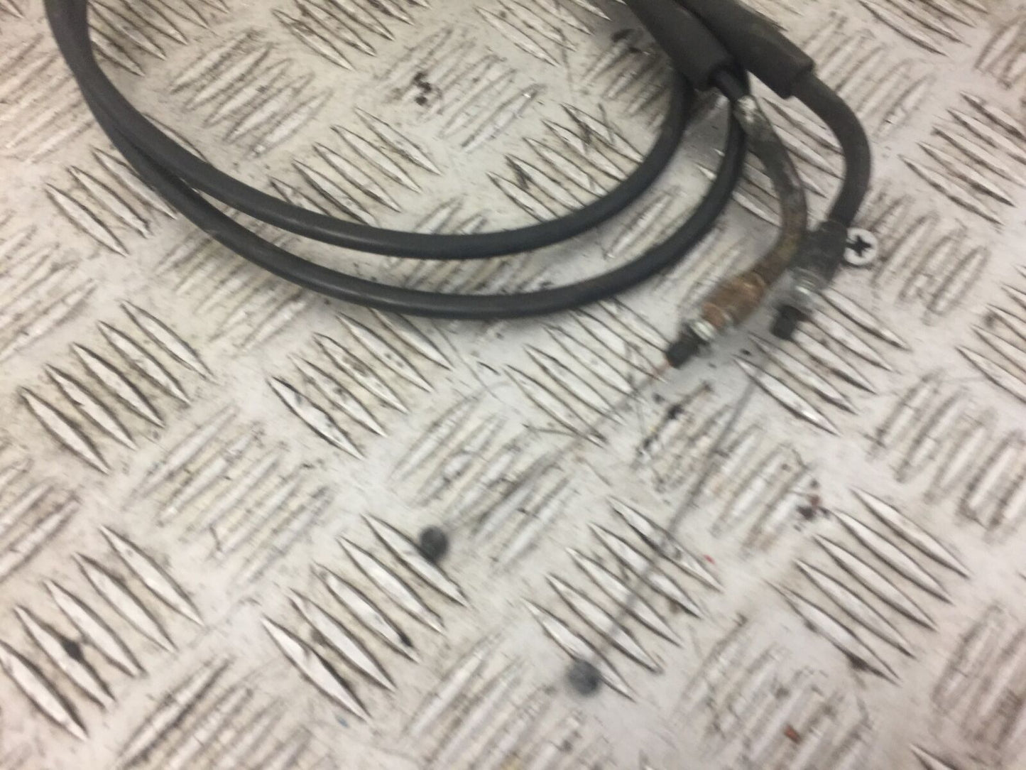 SUZUKI 650 BURGMAN THROTTLE CABLES  YEAR 2006-2012 (STOCK 471)
