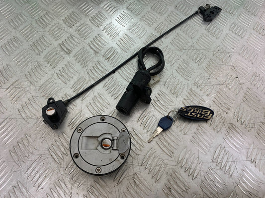 APRILIA RSV1000 RSV 1000 MILLE LOCKSET AND KEY  1998- 2003 (CMB1184)