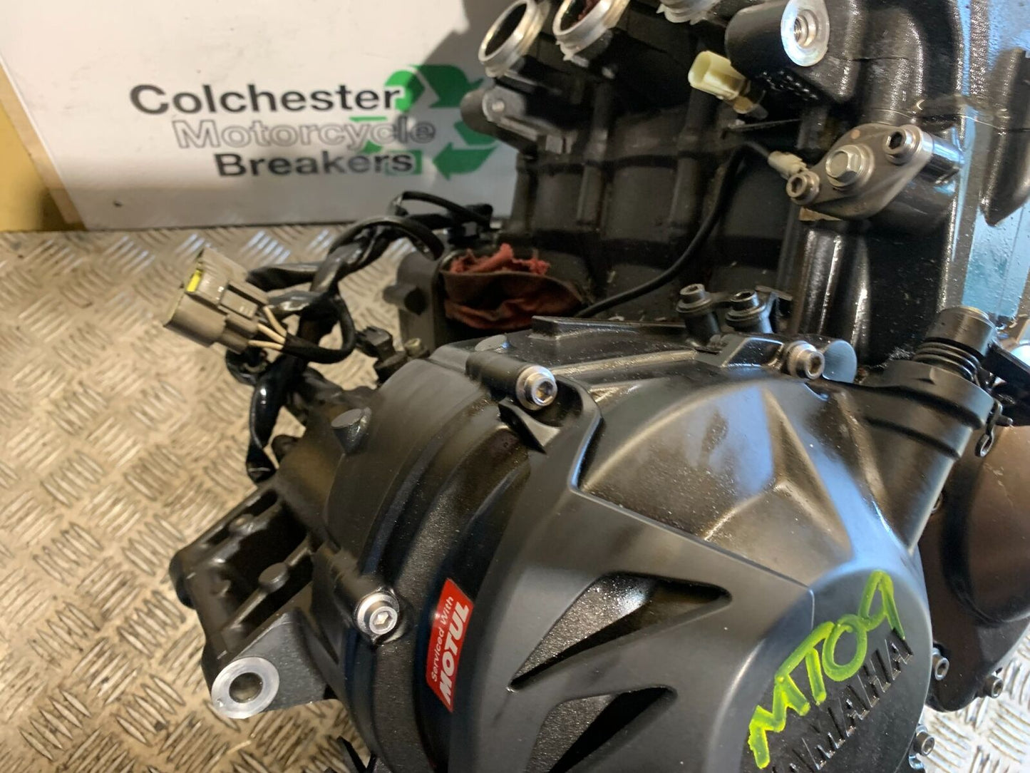 YAMAHA MT09 MT-09 ENGINE YEAR 2013-2016  (STOCK 997)