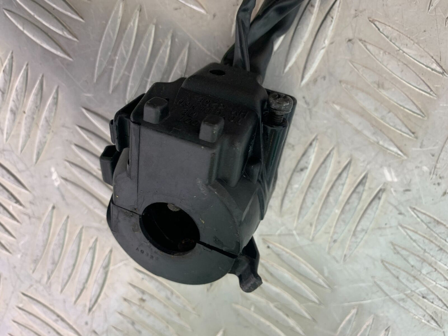 HONDA CBR600 CBR 600 F LEFT SWITCH GEAR  YEAR 2000-2003(CMB1091)