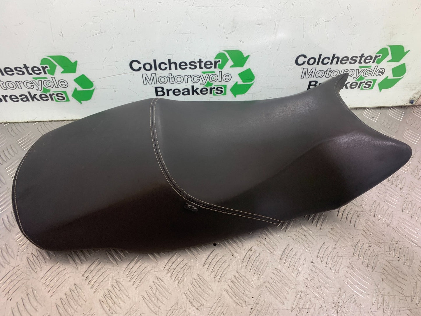 TRIUMPH 1050 SPRINT GT SEAT  YEAR 2010-2016 (CMB1250)