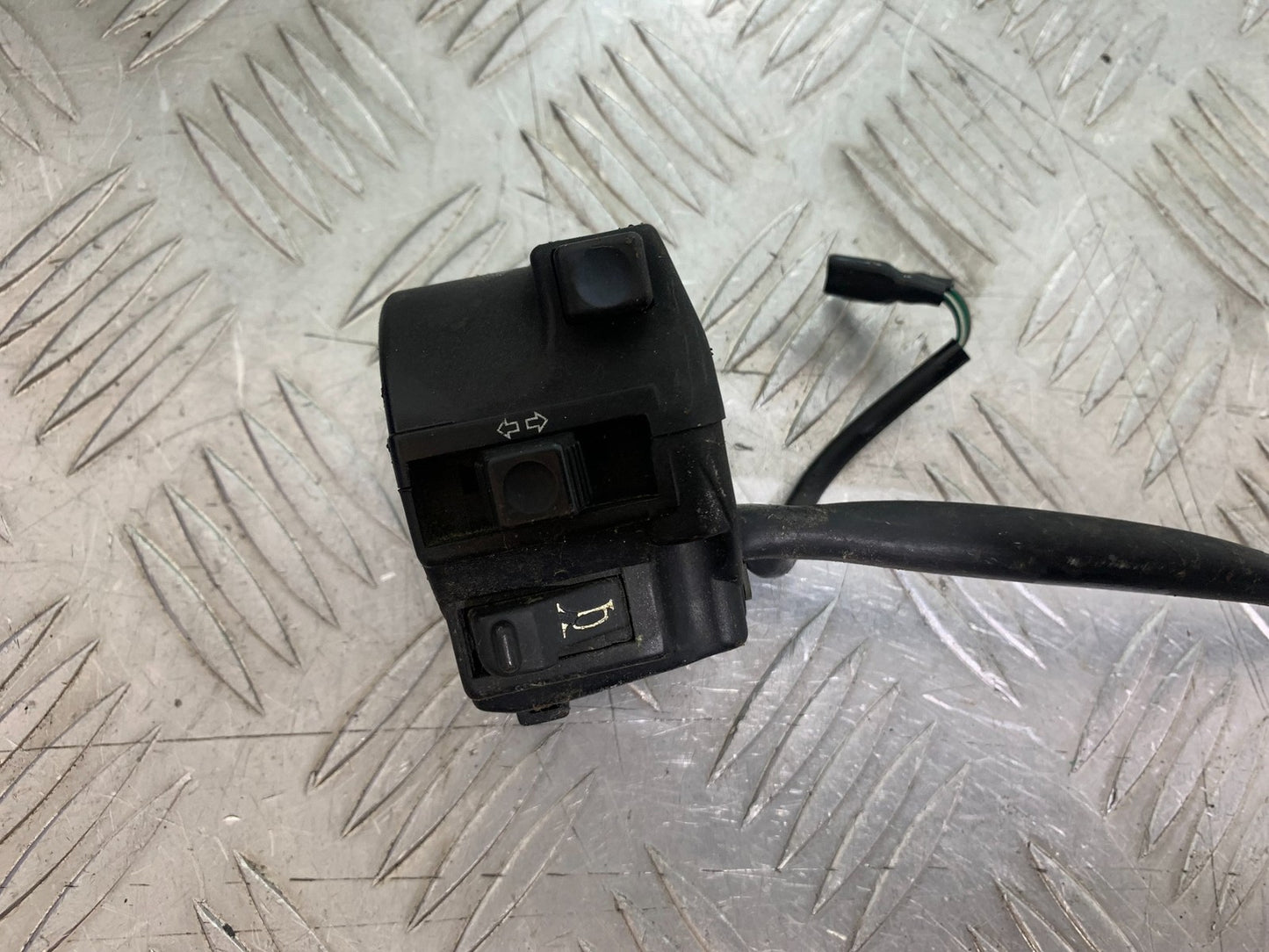 HONDA CBF125 CBF 125 LEFT SWITCH GEAR   YEAR 2009-14 (CMB1182)