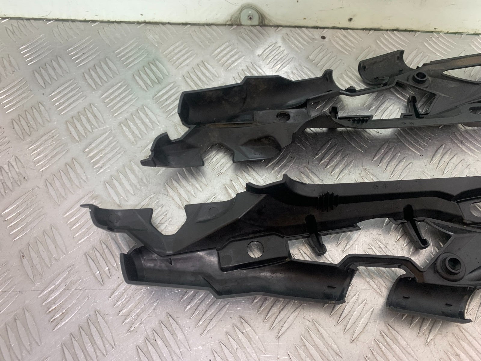 TRIUMPH TIGER 800 XRT LEFT AND RIGHT SIDE NFILL PANELS  2018-2020 (CMB1193)