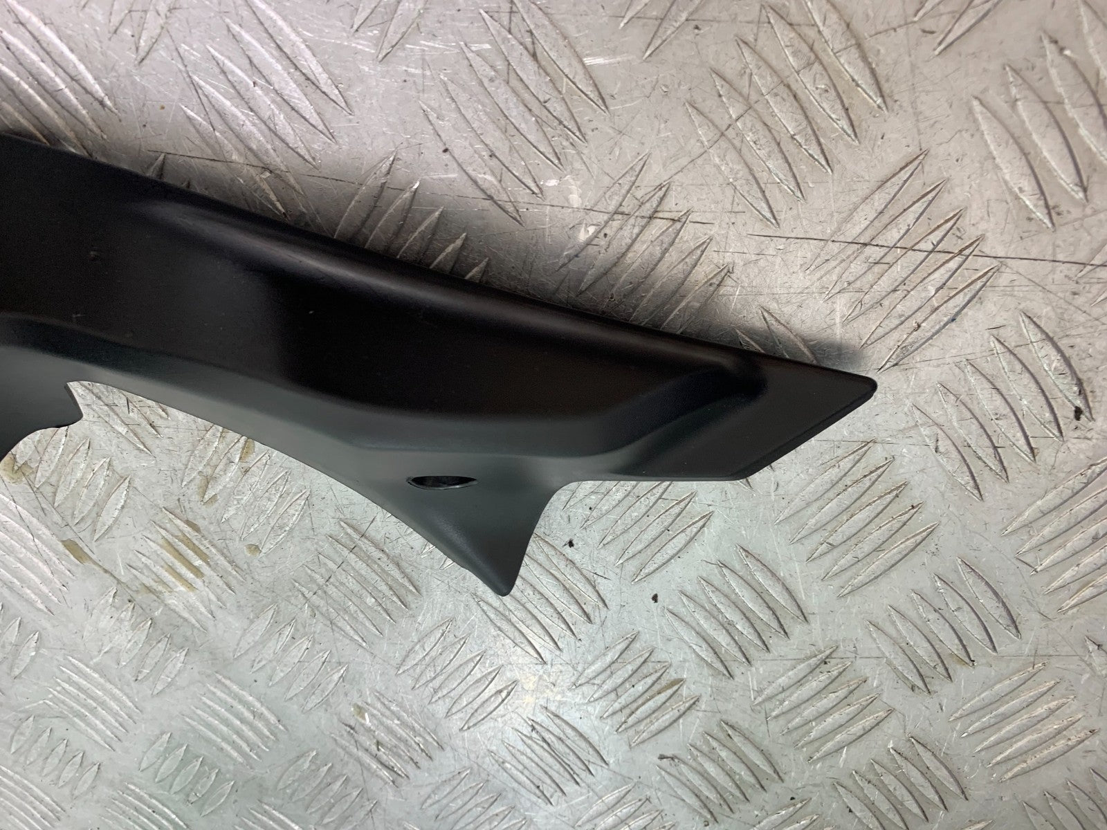 DUCATI 848 TOP FAIRING INFILL PANEL YEAR 2008-2010 (CMB1323)