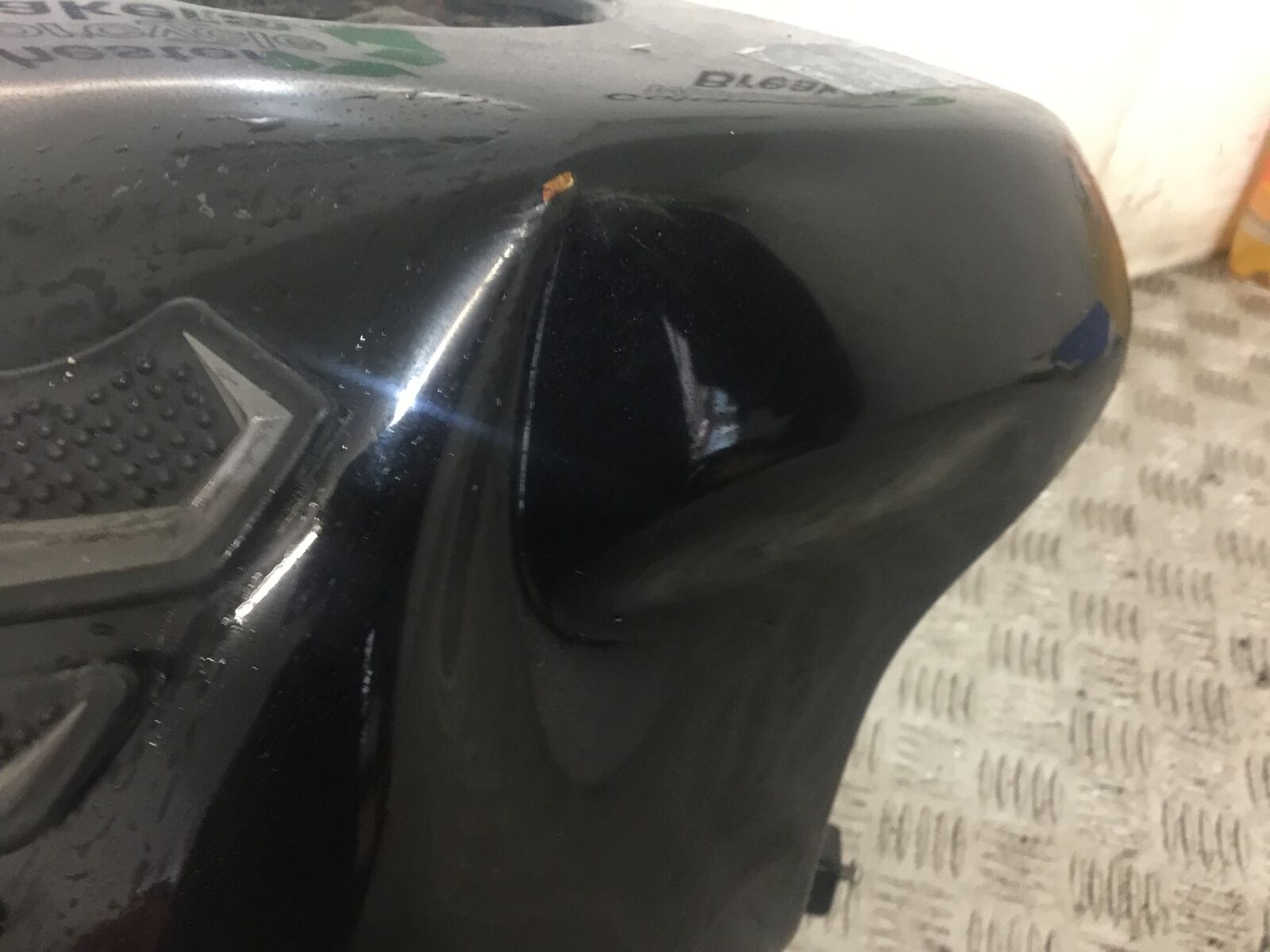 KAWASAKI ZX6R ZX6 R C1H PETROL TANK  YEAR 2005 2006 (STOCK 774)
