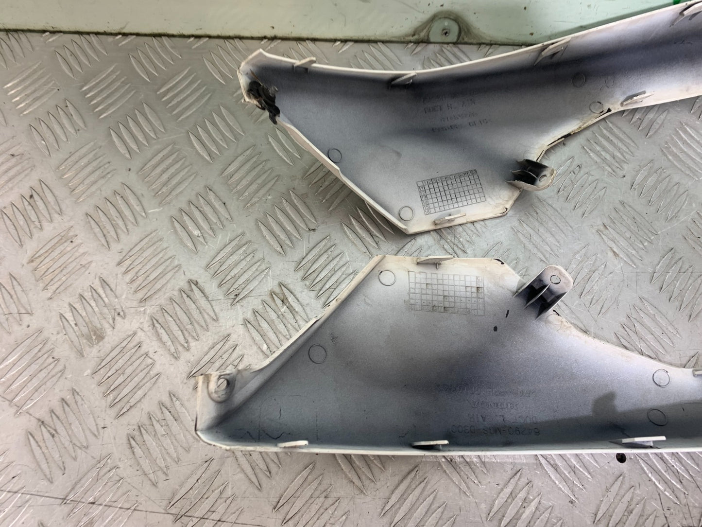 HONDA NC700 X LEFT AND RIGHT INFILLS YEAR 2012-2014 (CMB1327)
