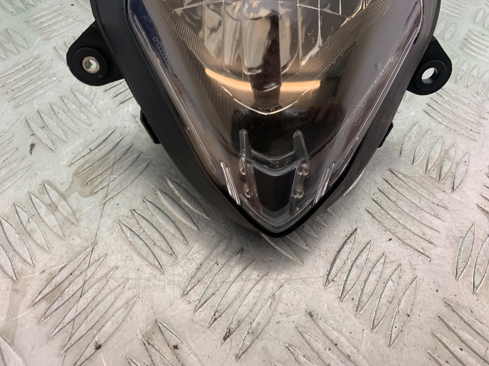 MV AGUSTA 800 F3 HEADLIGHT   YEAR 2013-2016 (CMB1152)