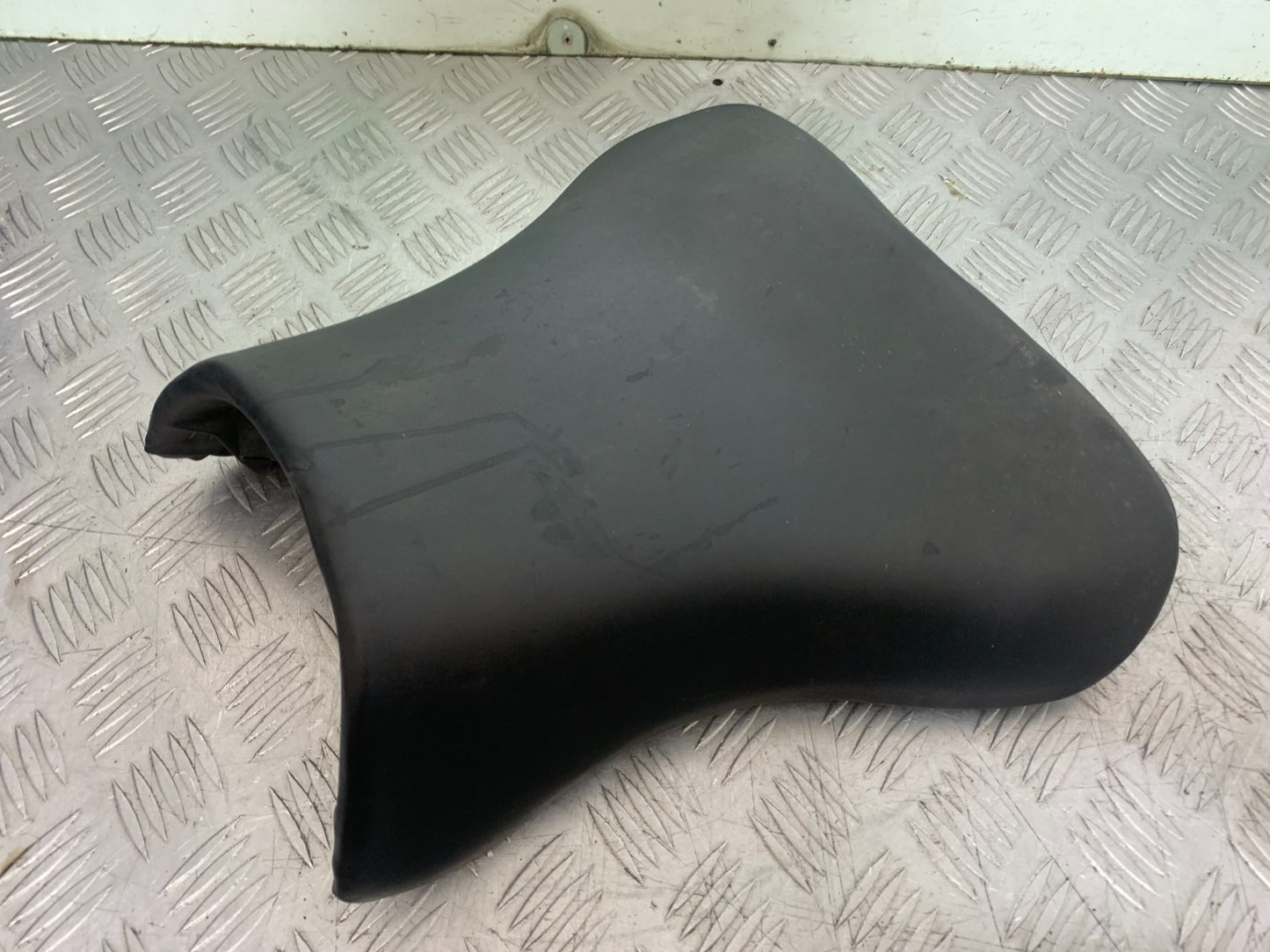 KAWASAKI ZX9R ZX9 R FRONT SEAT  YEAR 1998-1999 (CMB1329)