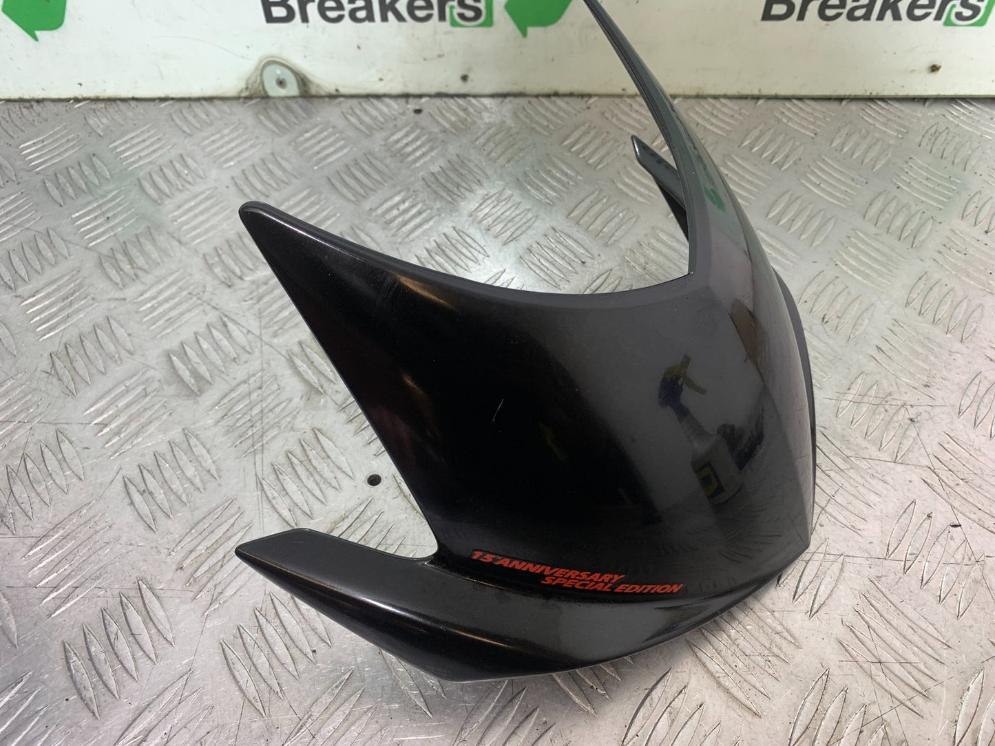 TRIUMPH SPEED TRIPLE R 1050 TOP FAIRING HEADLIGHT COWL    2009 (CMB1183)