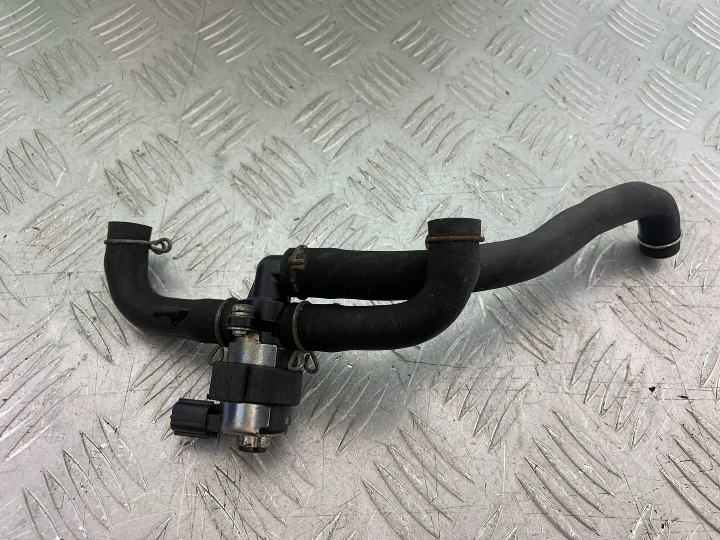 HONDA CBR1000 rr FIREBLADE AIR VALVE   2012-2016 (CMB1280)