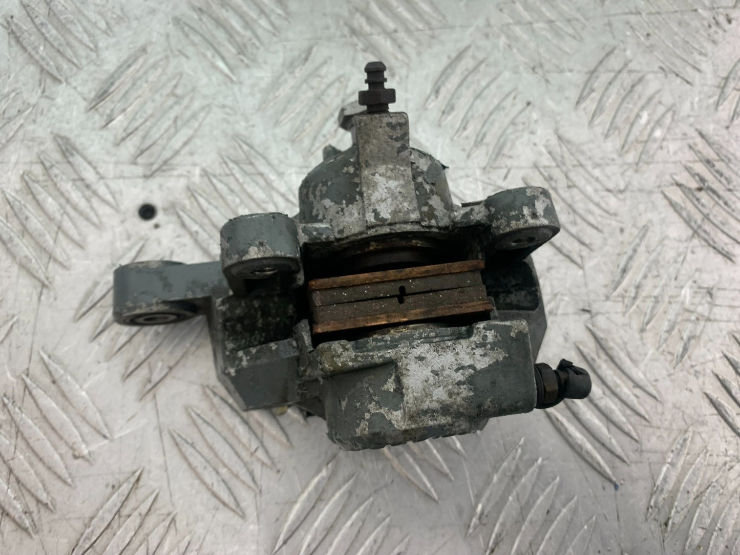 KAWASAKI ZZR1100 D REAR BRAKE CALIPER YEAR 1993-2001 (CMB1289)