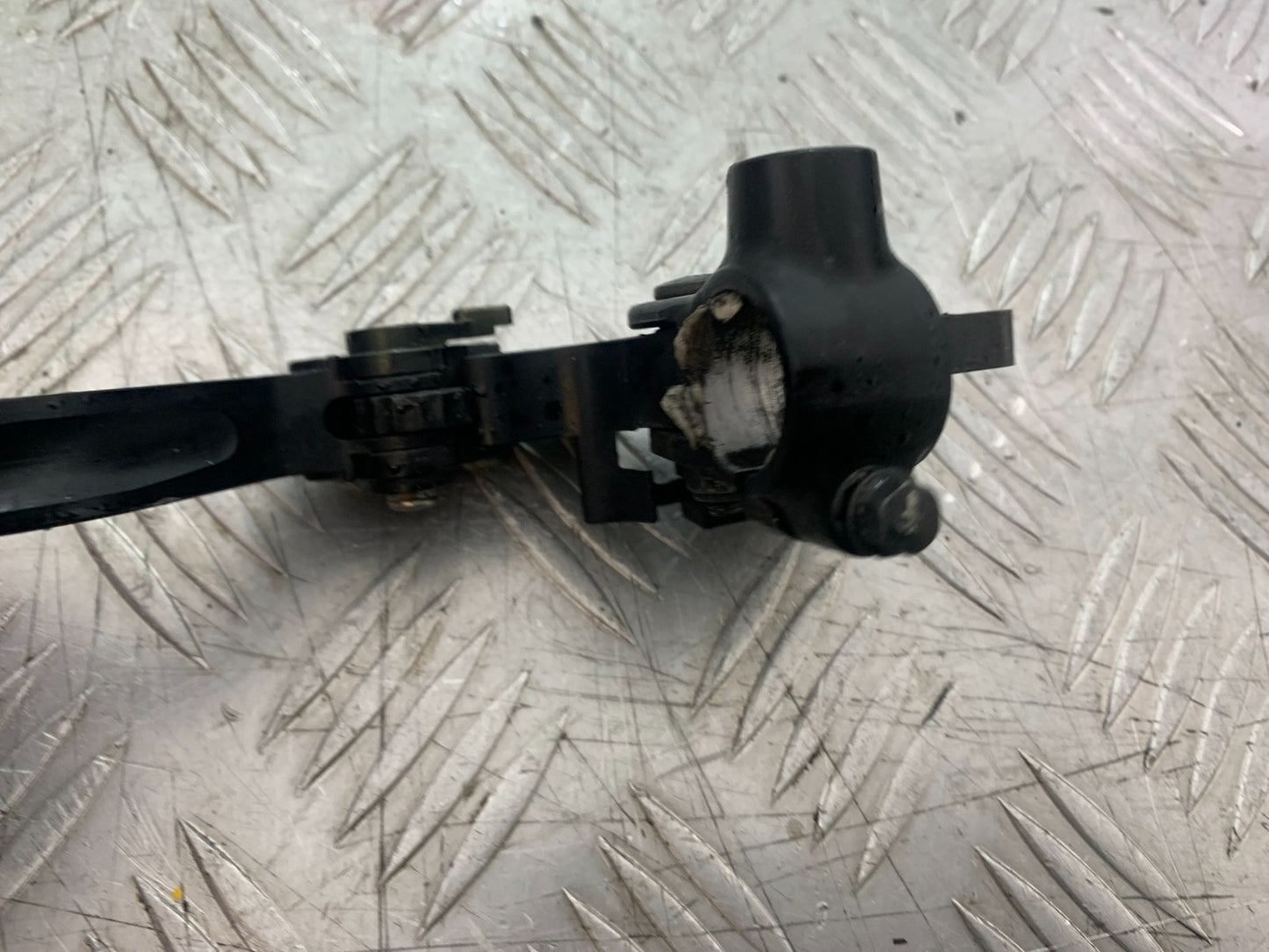 APRILIA TUONO 1000 V4 CLUTCH LEVER AND BRACKET  YEAR 2013-2014  (CMB1239)