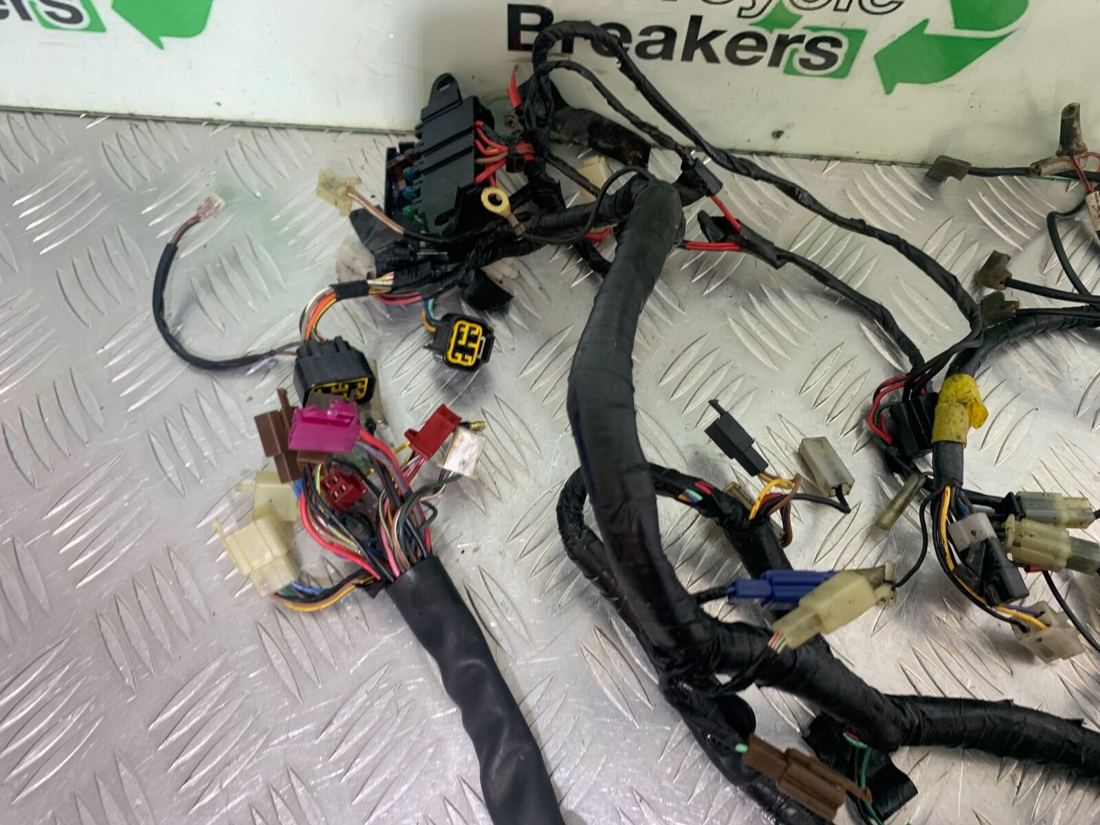 YAMAHA XJR1300 XJR 1300 WIRING LOOM  YEAR 1999-2003 (CMB1055)