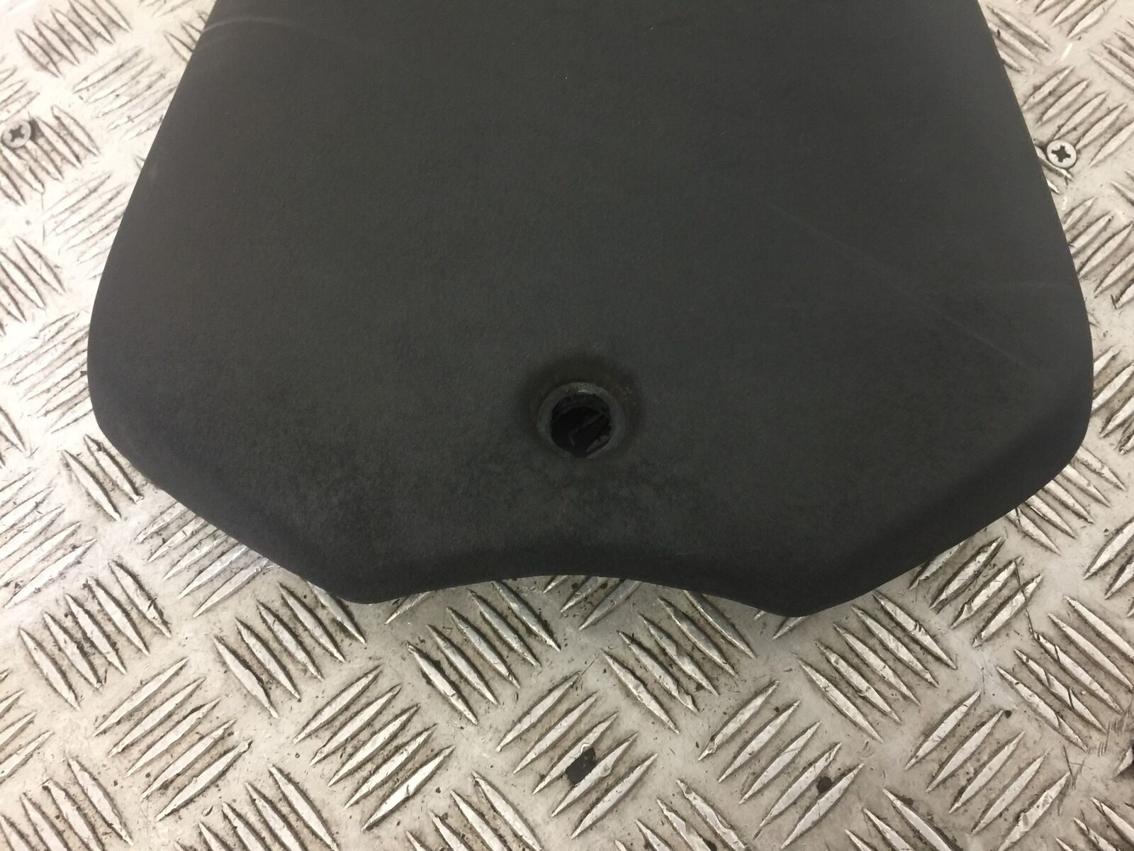 YAMAHA MT 125 MT125 FRONT SEAT YEAR 2014-2019  (STOCK 593)