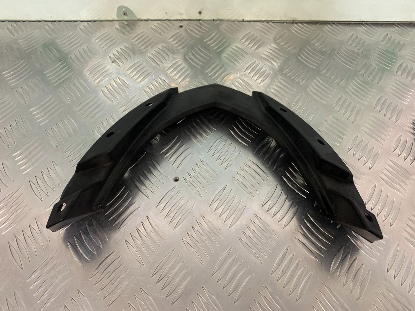 BMW R1200 RT R 1200 RT SCREEN INFILL PANEL  YEAR 2005-2009 (STOCK 943)